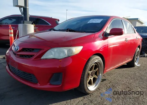 2011 Toyota Corolla Le z USA, uszkodzony, nr VIN JTDBU4EE2BJ097305